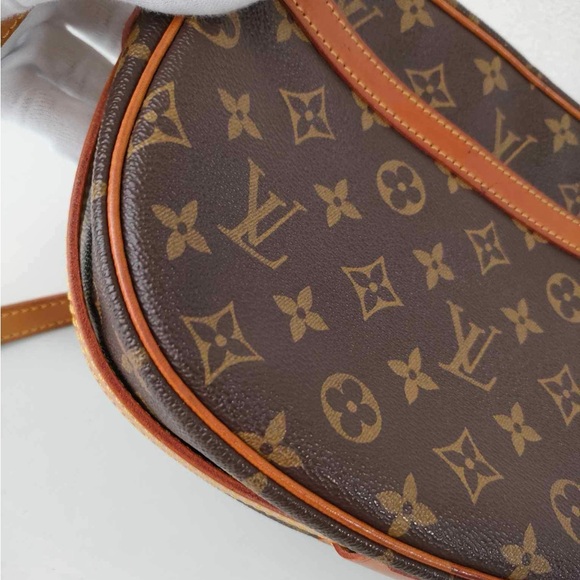 Louis Vuitton Jeune Fille MM Monogram Cross Body Bag. Authentic - Picture 4 of 9